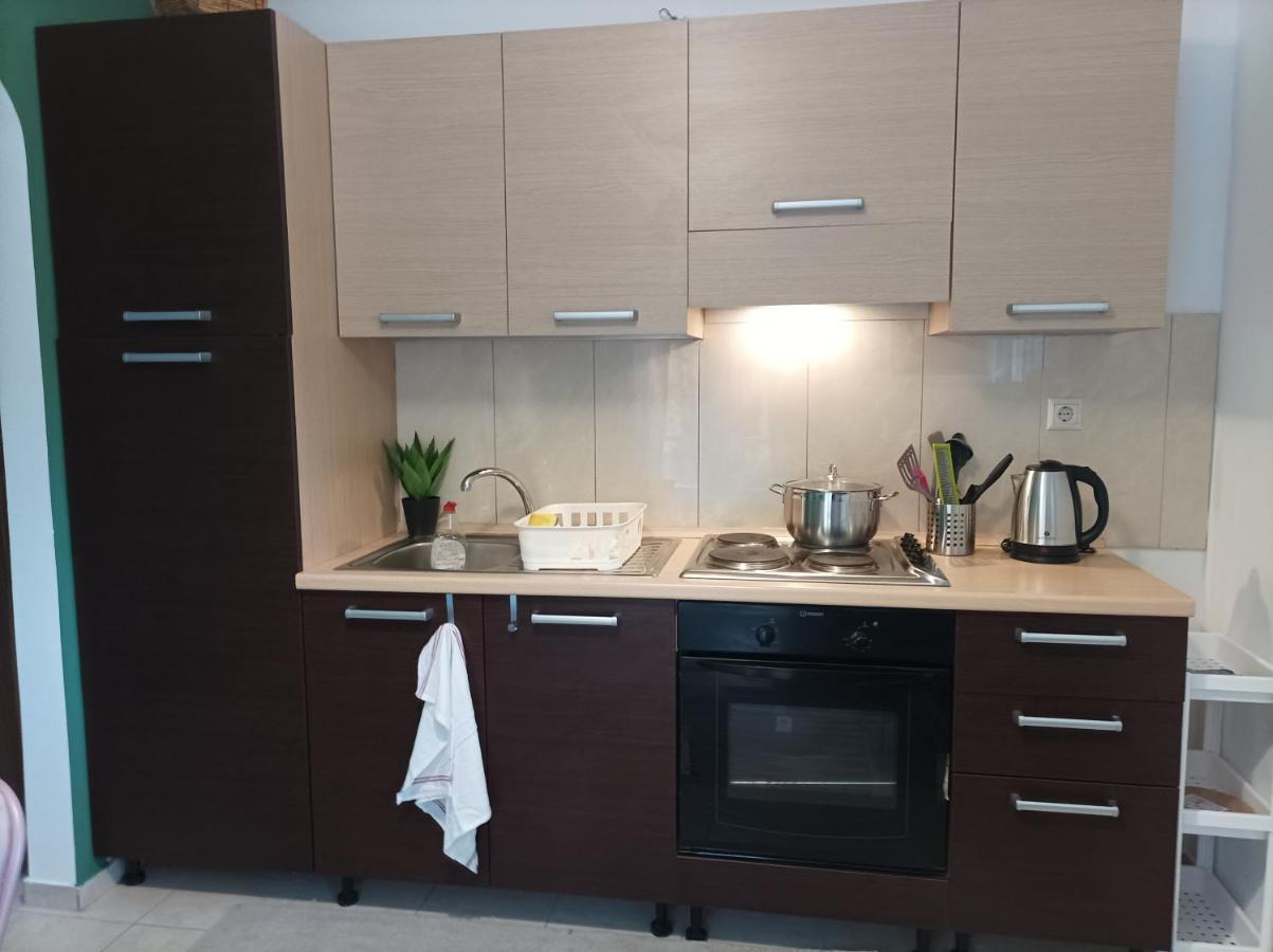 Home Away From Home Ixia  Exterior foto